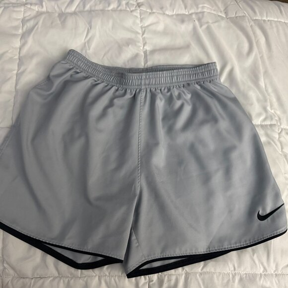 Nike shorts Dri-Fit - Picture 1 of 4